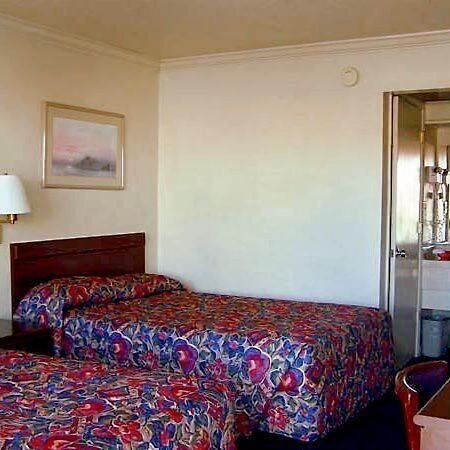 Economy Inn Monterey Seaside Eksteriør billede